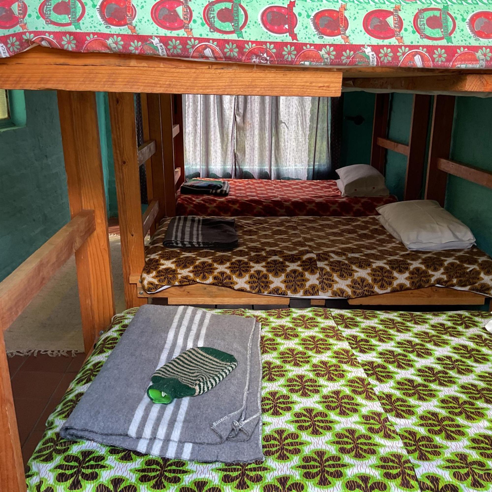 Ostello Karma Backpackers Kestell Esterno foto